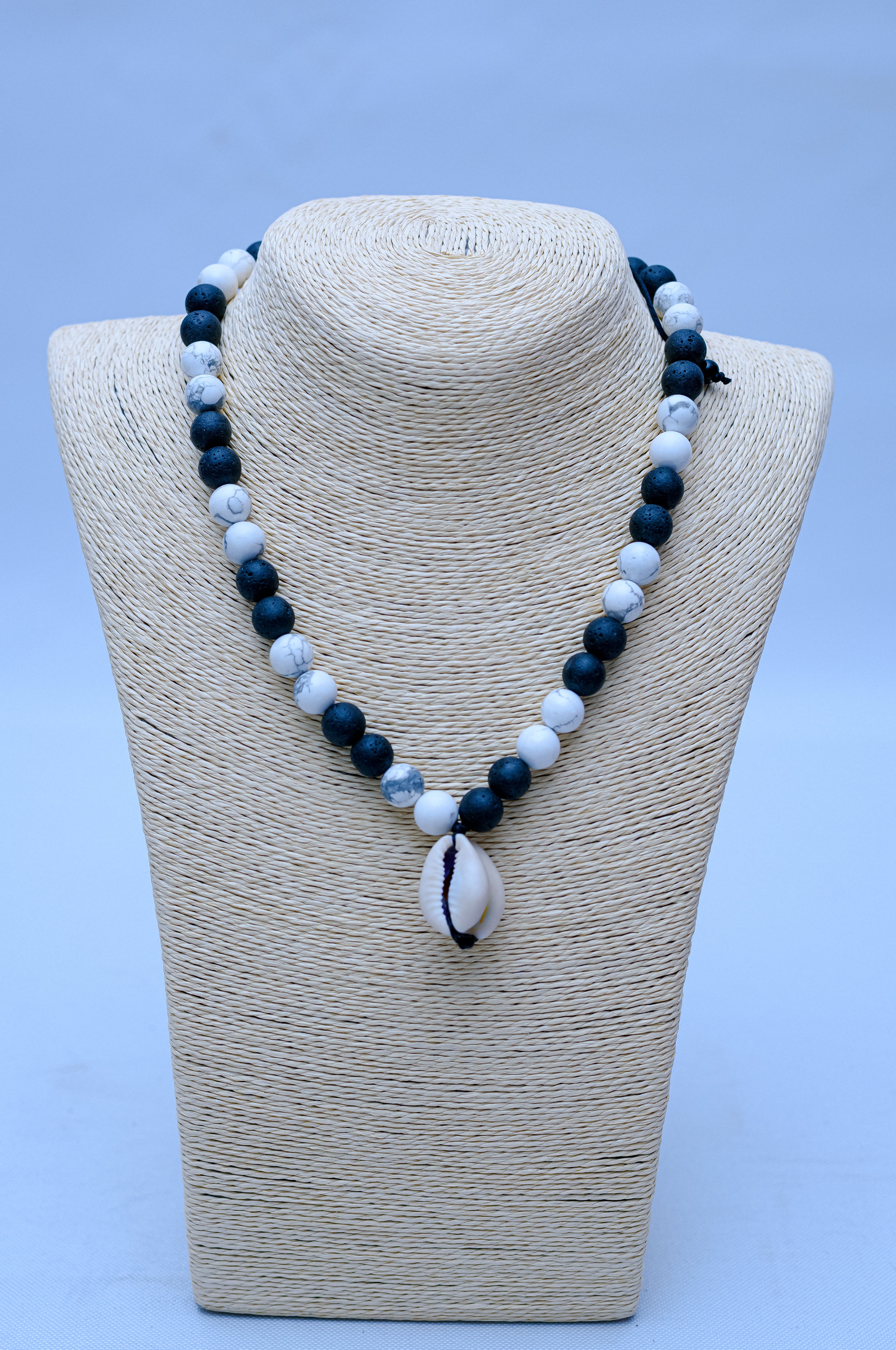 Men's Black Onyx & Howlite Cowrie Shell Necklace