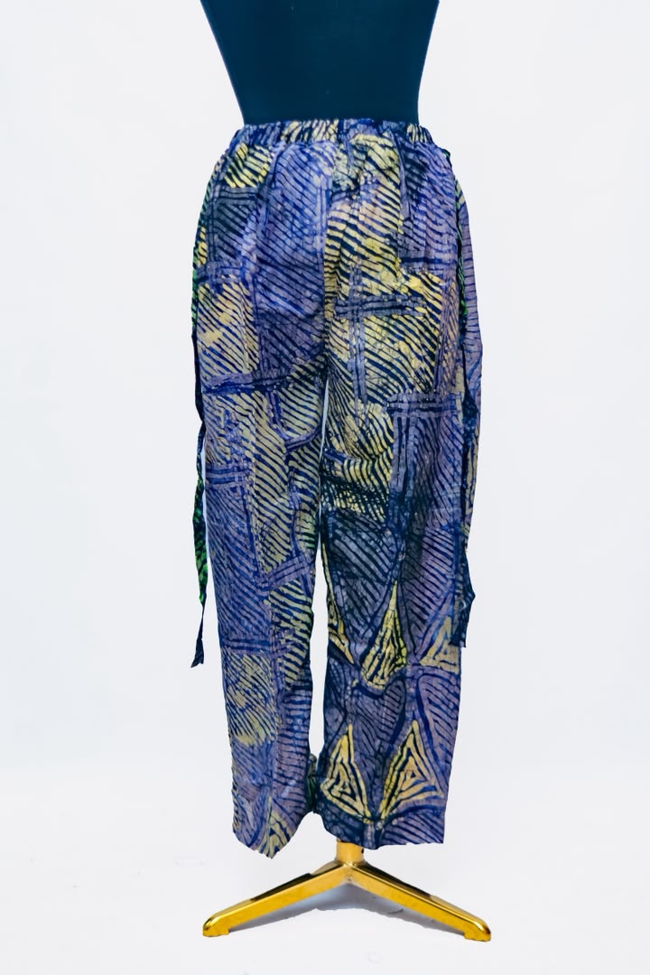 African Batik Boubou Set — Purple Geometric Diamond Print with Teal V-Neck Trim